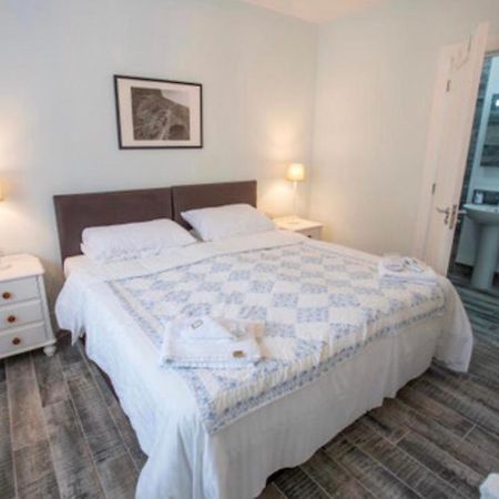 Josies Place At Waters Edge Self Catering Apartment Glenarm Exterior photo